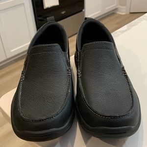 Skechers Relaxed Fit Air Cooled Mens 7.0 Black Leather Slip On Loafers NWOT